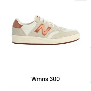 New balance 300 lifestyle womans sneakers